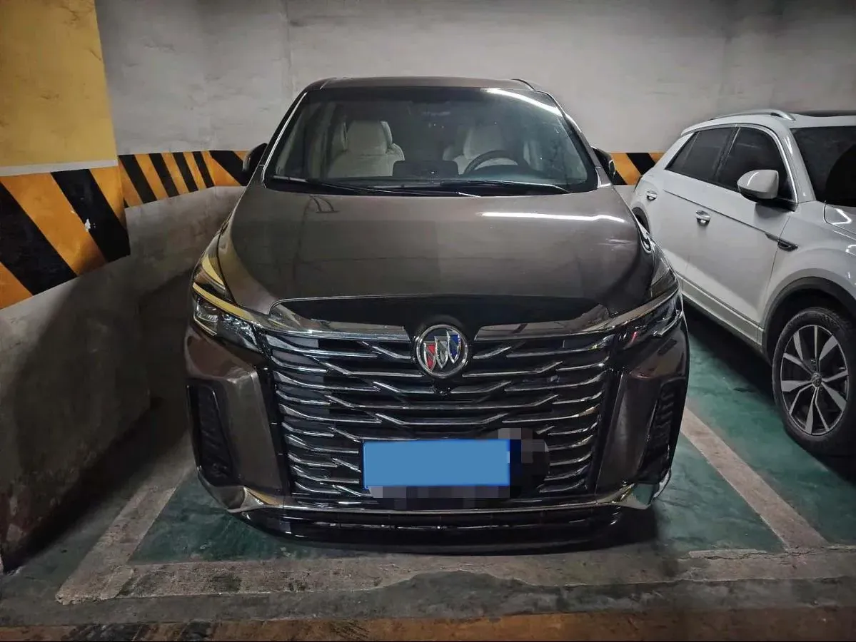 2023 Buick GL8 2.0T 237HP L4 9AT,autocango,china used car exporter,china ev exporter,chinese used car exporter,chinese used ev exporter