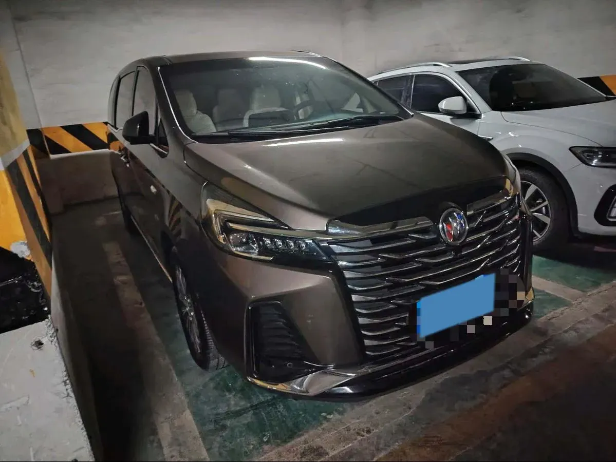 2023 Buick GL8 2.0T 237HP L4 9AT,autocango,china used car exporter,china ev exporter,chinese used car exporter,chinese used ev exporter