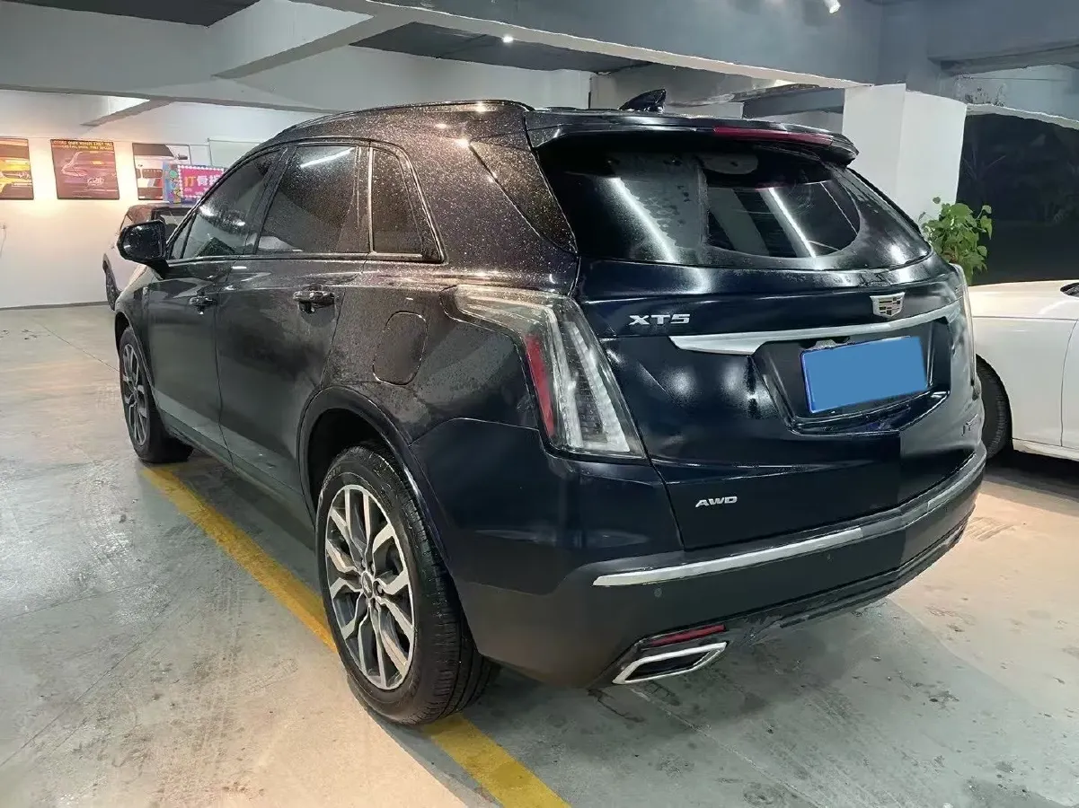 2022 Cadillac XT5 2.0T 237HP L4 9AT,autocango,china used car exporter,china ev exporter,chinese used car exporter,chinese used ev exporter