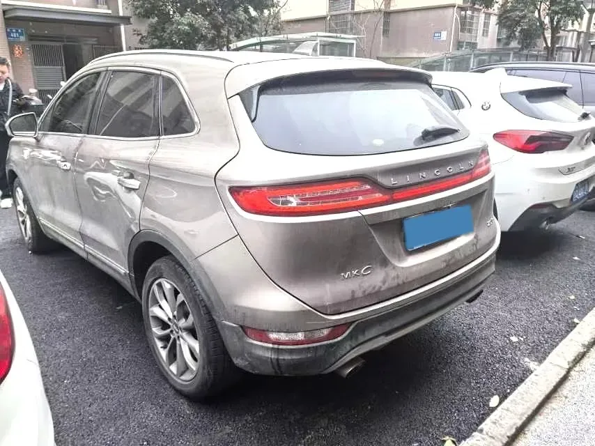 2018 Lincoln MKC 2.0T 203HP L4 6AT,autocango,china used car exporter,china ev exporter,chinese used car exporter,chinese used ev exporter