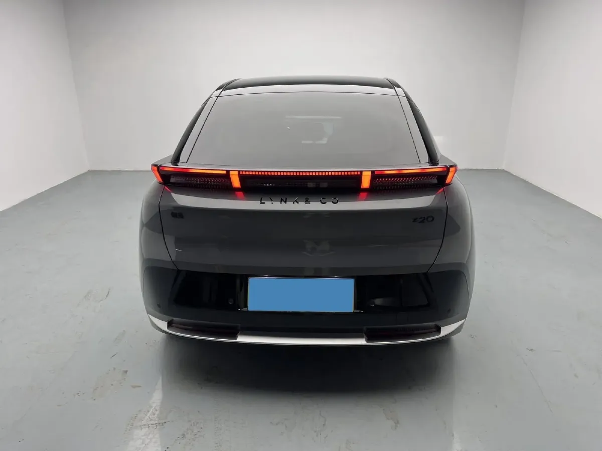 2025 Dongfeng Z9 2.0T 258HP L4 8AT,autocango,china used car exporter,china ev exporter,chinese used car exporter,chinese used ev exporter