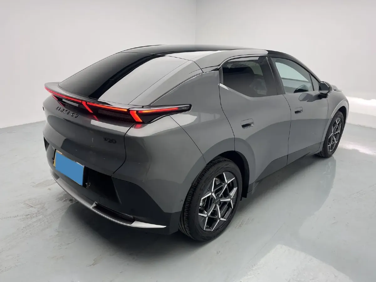 2025 Dongfeng Z9 2.0T 258HP L4 8AT,autocango,china used car exporter,china ev exporter,chinese used car exporter,chinese used ev exporter