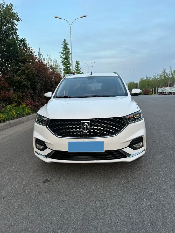 2021 BaoJun 360 1.5L 105HP L4 CVT,autocango,china used car exporter,china ev exporter,chinese used car exporter,chinese used ev exporter