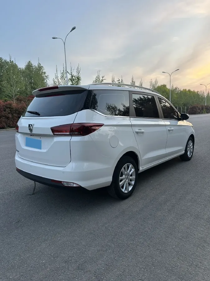 2021 BaoJun 360 1.5L 105HP L4 CVT,autocango,china used car exporter,china ev exporter,chinese used car exporter,chinese used ev exporter