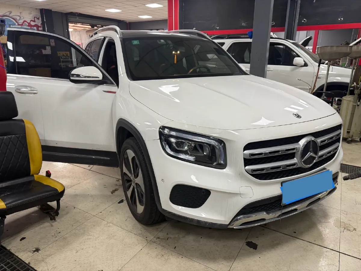 2021 Mercedes-Benz GLB Class 1.3T 163HP L4 7DCT,autocango,china used car exporter,china ev exporter,chinese used car exporter,chinese used ev exporter