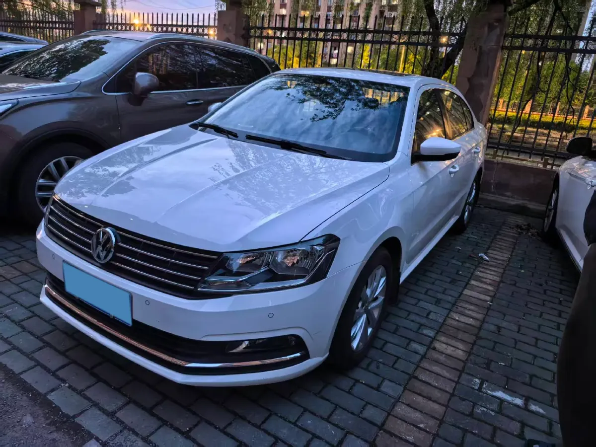 2018 Volkswagen Lavida 1.2T 116HP L4 7DCT,autocango,china used car exporter,china ev exporter,chinese used car exporter,chinese used ev exporter