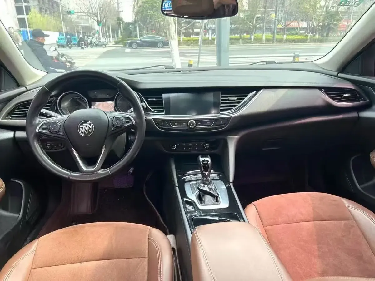 2019 Buick Regal 1.5T 170HP L4 9AT,autocango,china used car exporter,china ev exporter,chinese used car exporter,chinese used ev exporter