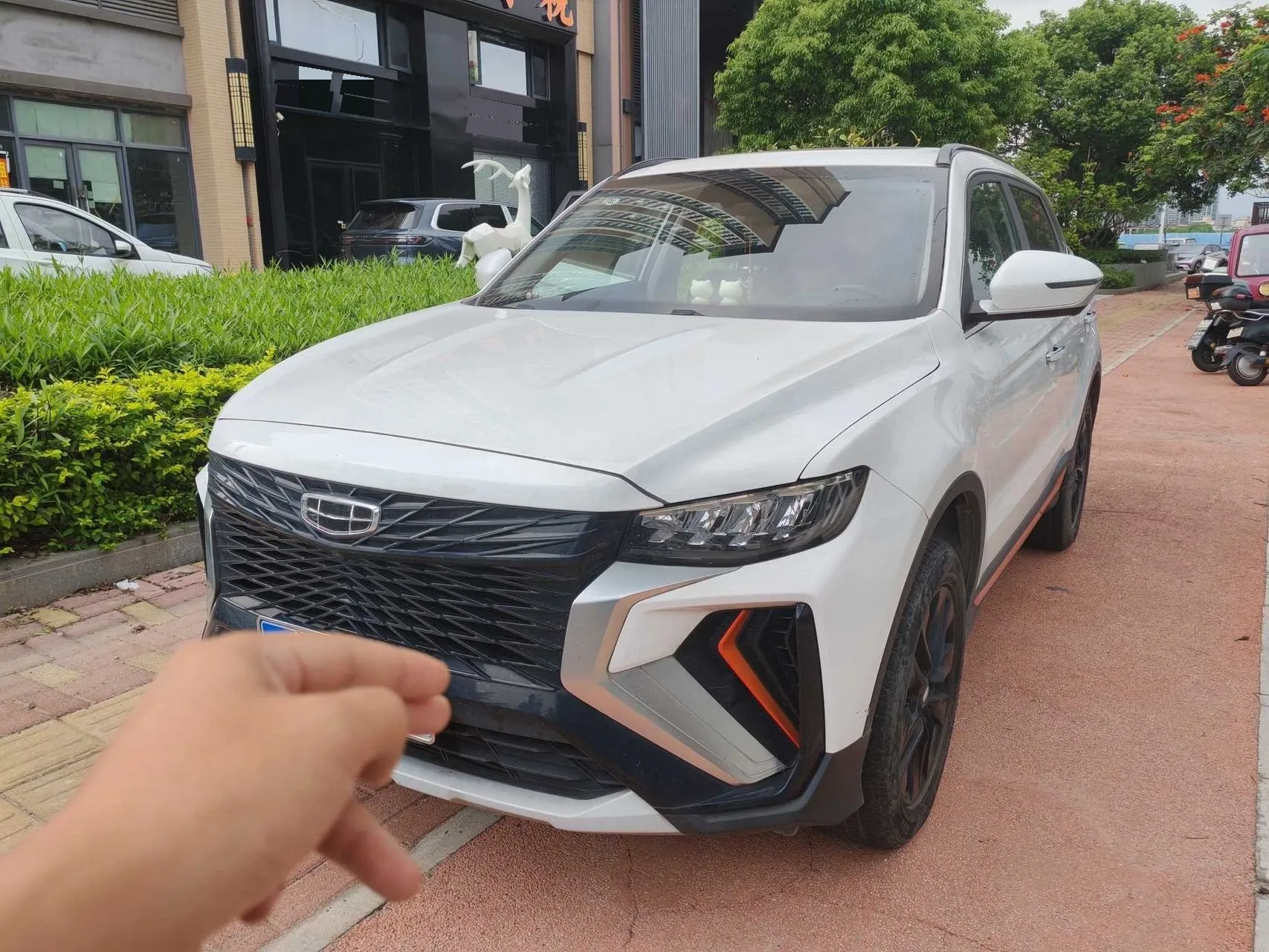 2022 Geely Azkarra 1.8T 184HP L4 7DCT