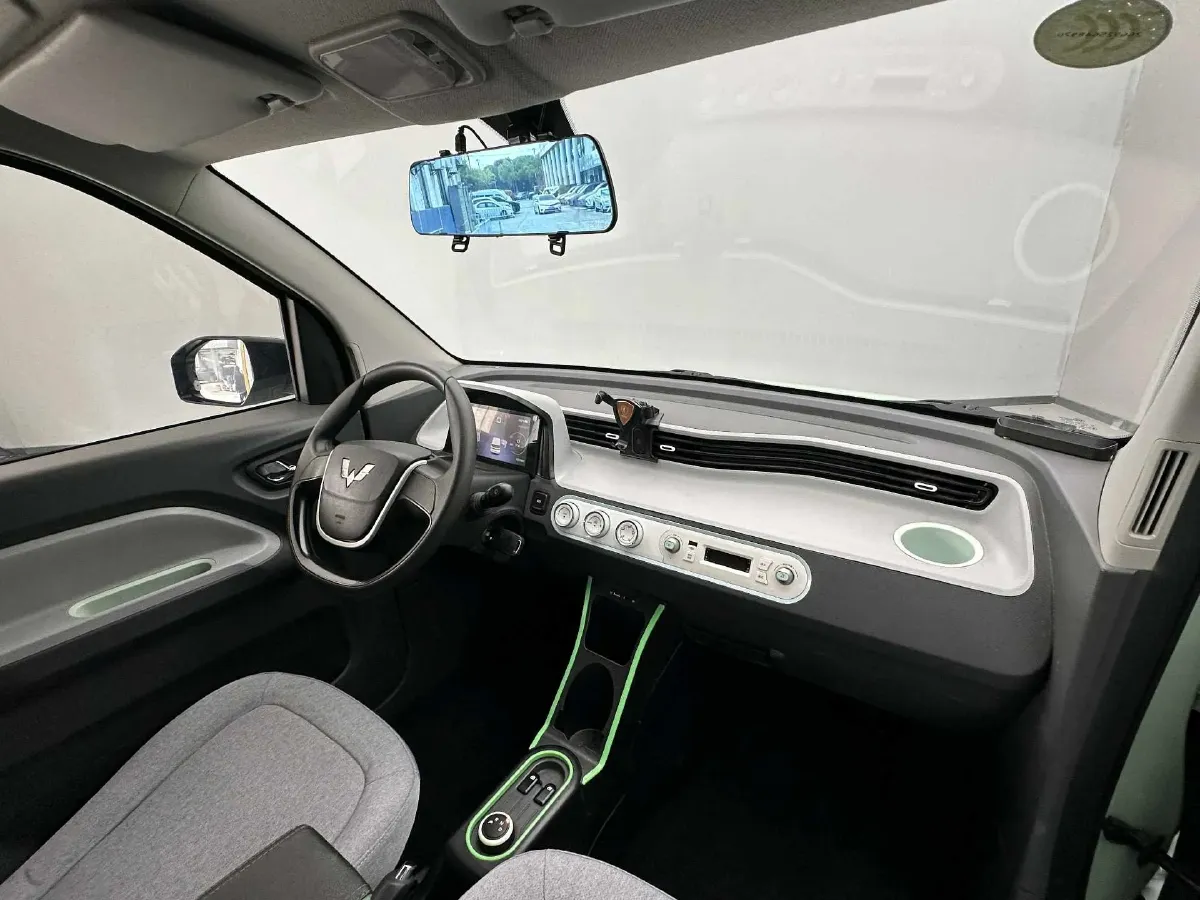 2021 WuLing HongGuang MINI EV BEV 9.3KWH,autocango,china used car exporter,china ev exporter,chinese used car exporter,chinese used ev exporter