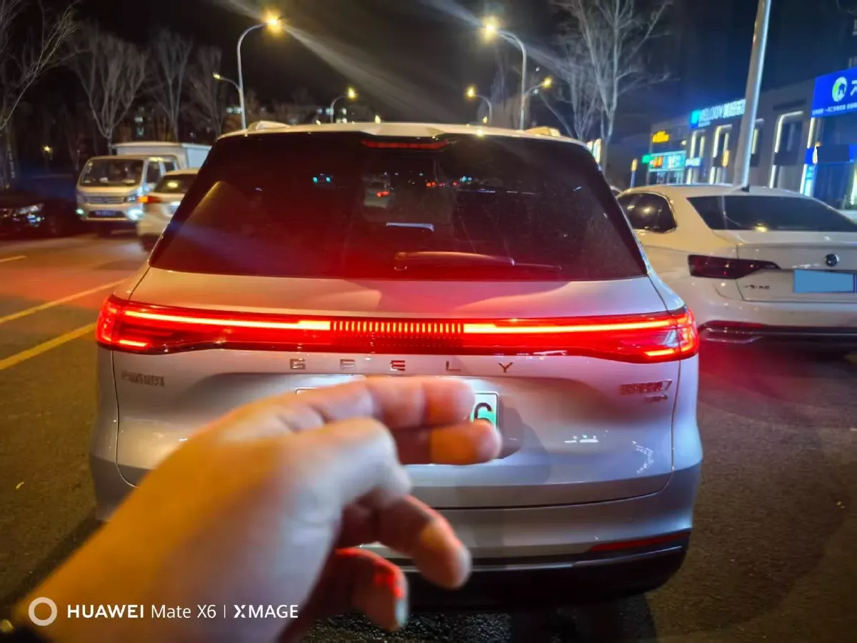 2025 WuLing XingGuangS 1.5L 106HP L4 E-CVT PHEV,autocango,china used car exporter,china ev exporter,chinese used car exporter,chinese used ev exporter