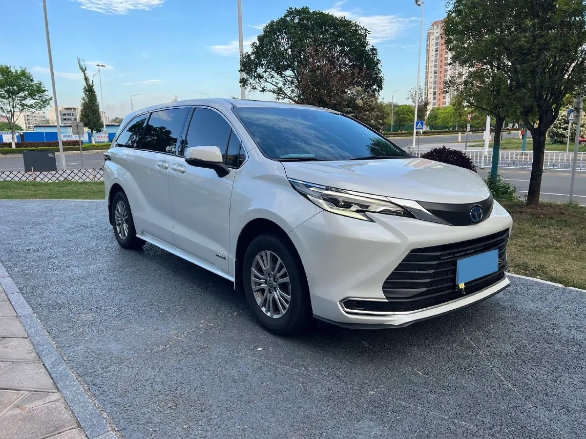 2021 Toyota Sienna 2.5L 192HP L4 E-CVT Hybrid,autocango,china used car exporter,china ev exporter,chinese used car exporter,chinese used ev exporter