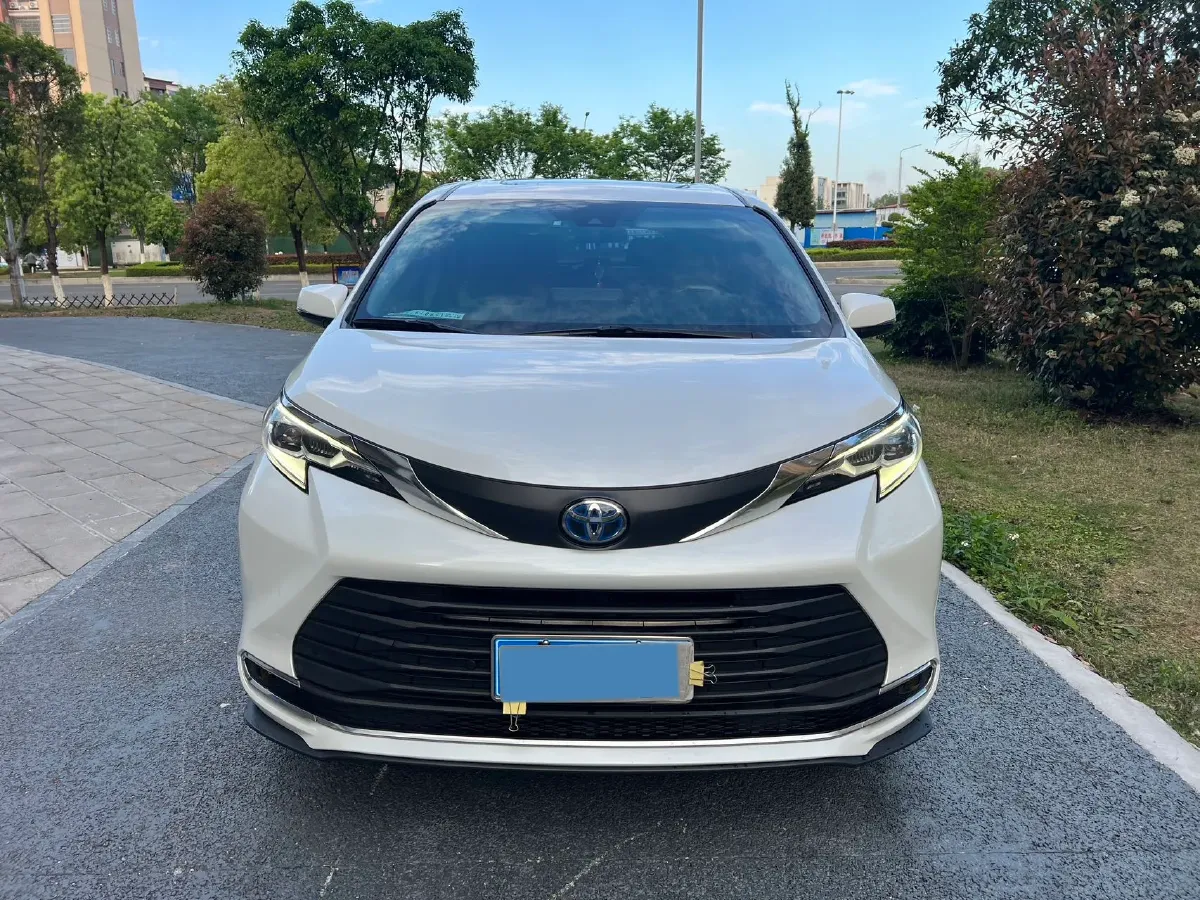 2021 Toyota Sienna 2.5L 192HP L4 E-CVT Hybrid,autocango,china used car exporter,china ev exporter,chinese used car exporter,chinese used ev exporter