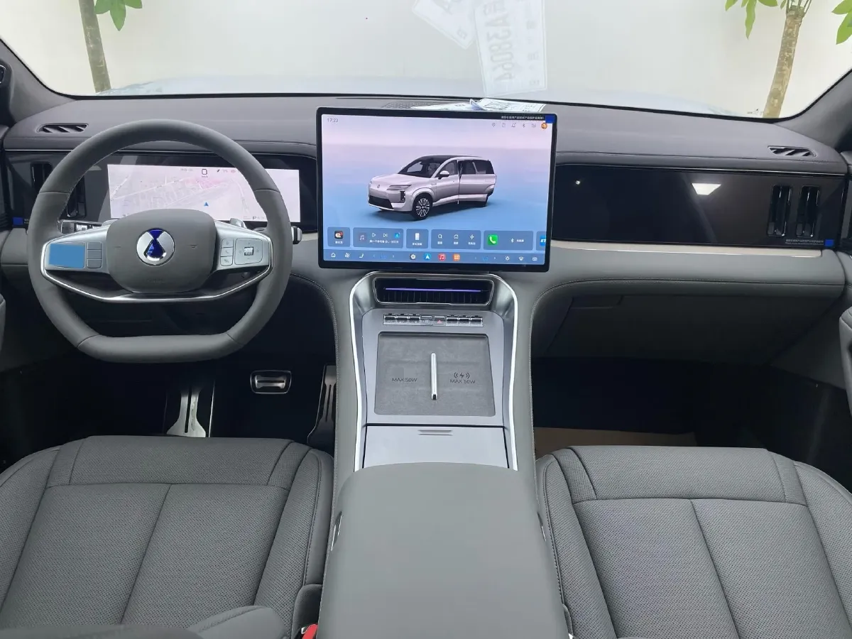 2025 Denza DenzaN8L 2.0T 207HP L4 E-CVT PHEV,autocango,china used car exporter,china ev exporter,chinese used car exporter,chinese used ev exporter