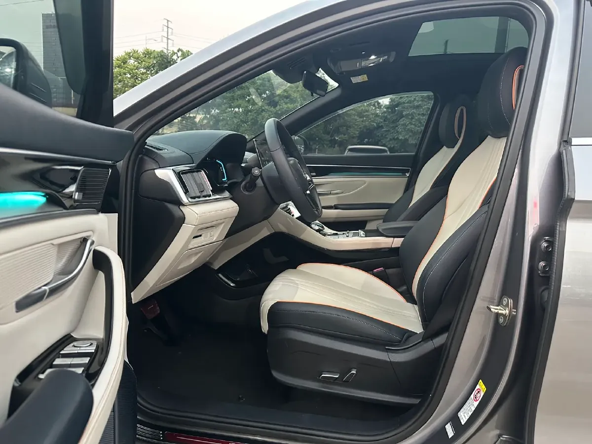 2022 Hyundai Tucson 2.0L 150HP L4 6AT Hybrid,autocango,china used car exporter,china ev exporter,chinese used car exporter,chinese used ev exporter