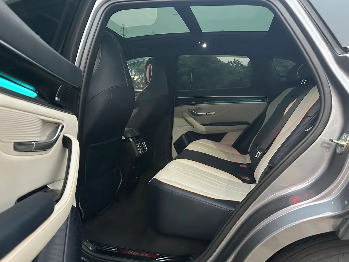 2022 Hyundai Tucson 2.0L 150HP L4 6AT Hybrid,autocango,china used car exporter,china ev exporter,chinese used car exporter,chinese used ev exporter