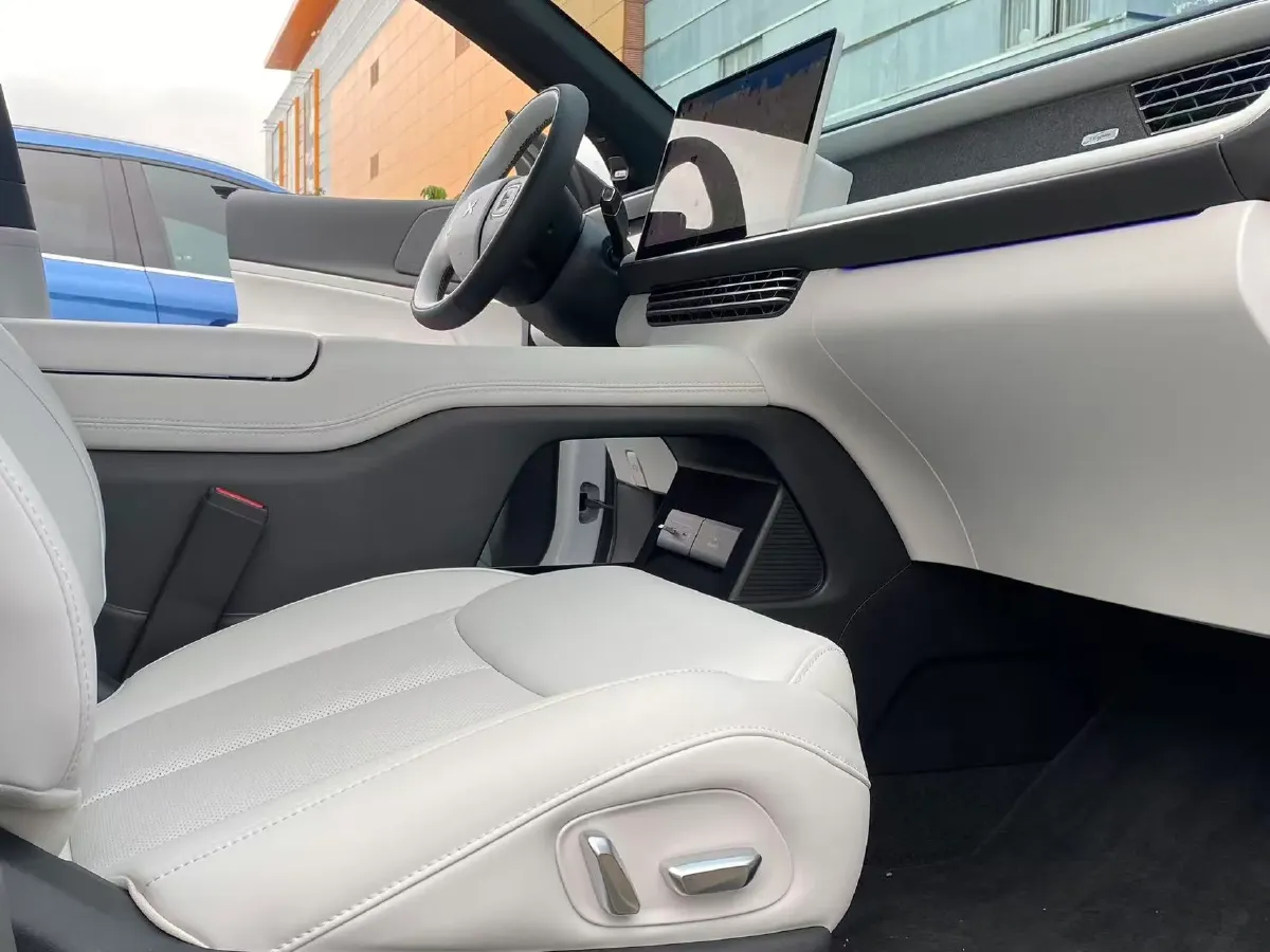 2024 Xpeng G6 BEV 66KWH,autocango,china used car exporter,china ev exporter,chinese used car exporter,chinese used ev exporter