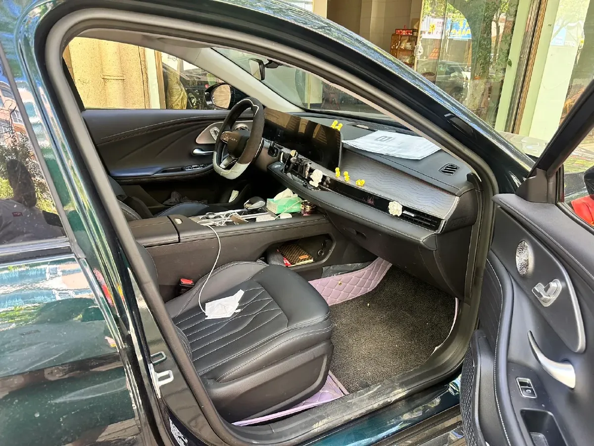 2025 Chery Arrizo 8 2.0T 254HP L4 7DCT,autocango,china used car exporter,china ev exporter,chinese used car exporter,chinese used ev exporter