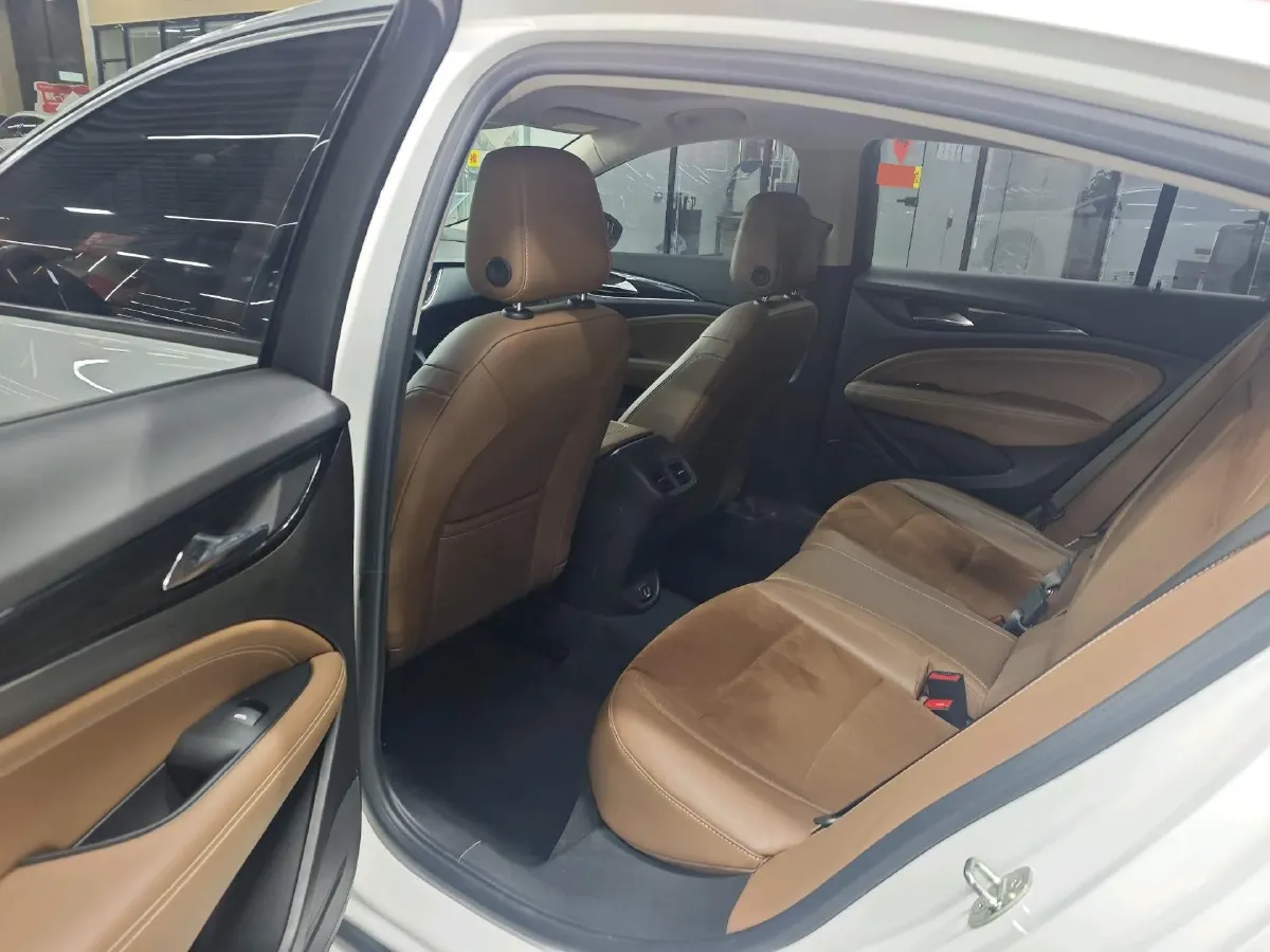 2022 Buick Regal 1.5T 169HP L4 9AT,autocango,china used car exporter,china ev exporter,chinese used car exporter,chinese used ev exporter