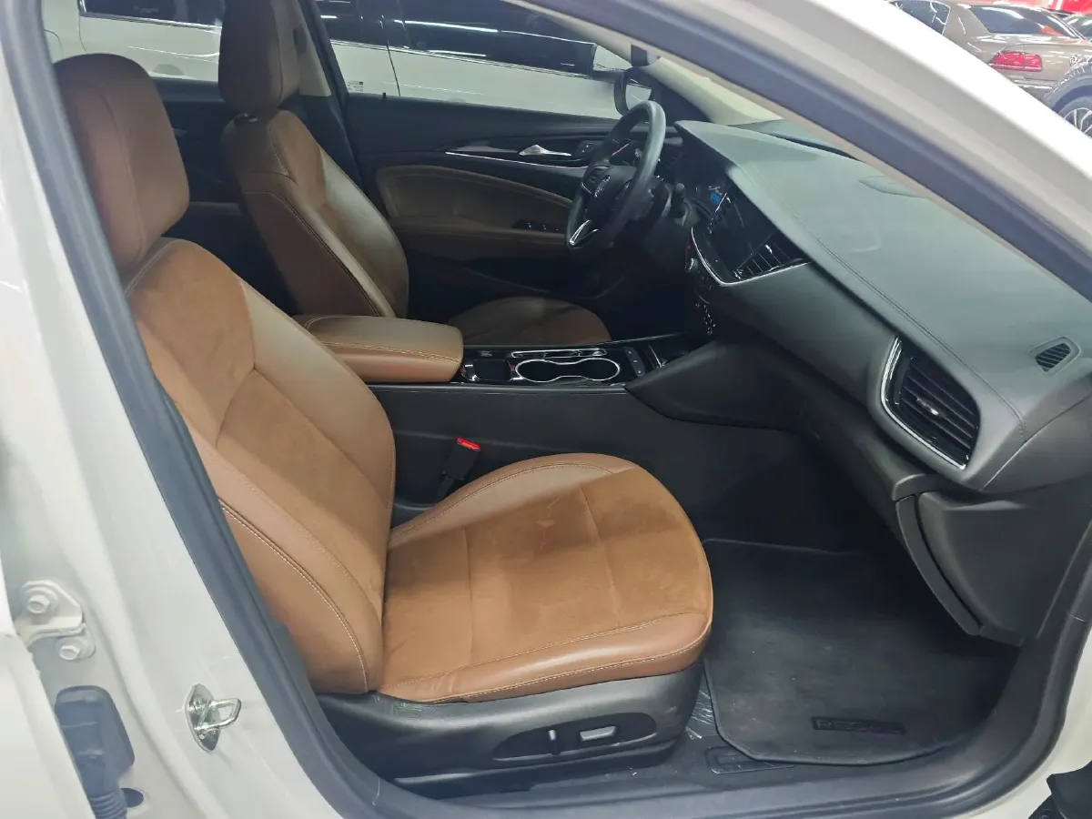 2022 Buick Regal 1.5T 169HP L4 9AT,autocango,china used car exporter,china ev exporter,chinese used car exporter,chinese used ev exporter