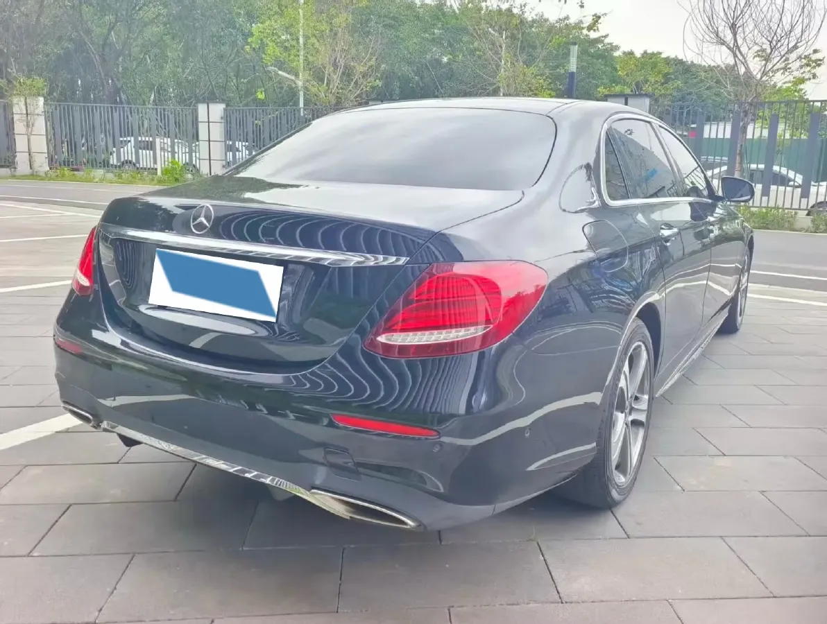 2020 Mercedes-Benz E Class 1.5T 184HP L4 9AT,autocango,china used car exporter,china ev exporter,chinese used car exporter,chinese used ev exporter