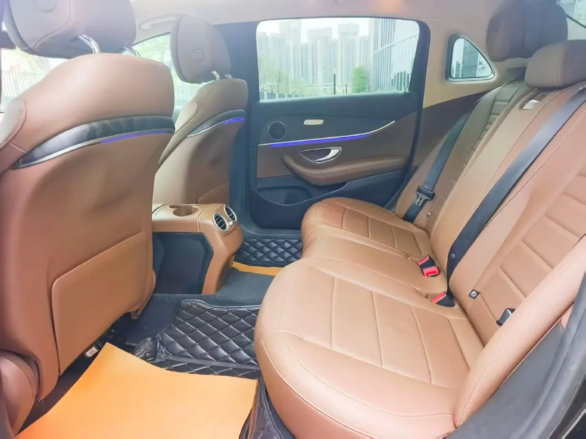 2020 Mercedes-Benz E Class 1.5T 184HP L4 9AT,autocango,china used car exporter,china ev exporter,chinese used car exporter,chinese used ev exporter