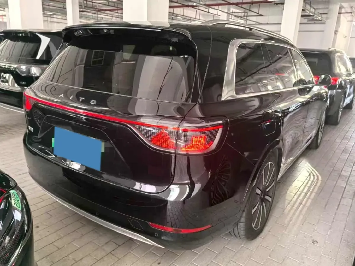 2024 AITO AITO M9 1.5T 152HP L4 REEV 42KWH,autocango,china used car exporter,china ev exporter,chinese used car exporter,chinese used ev exporter