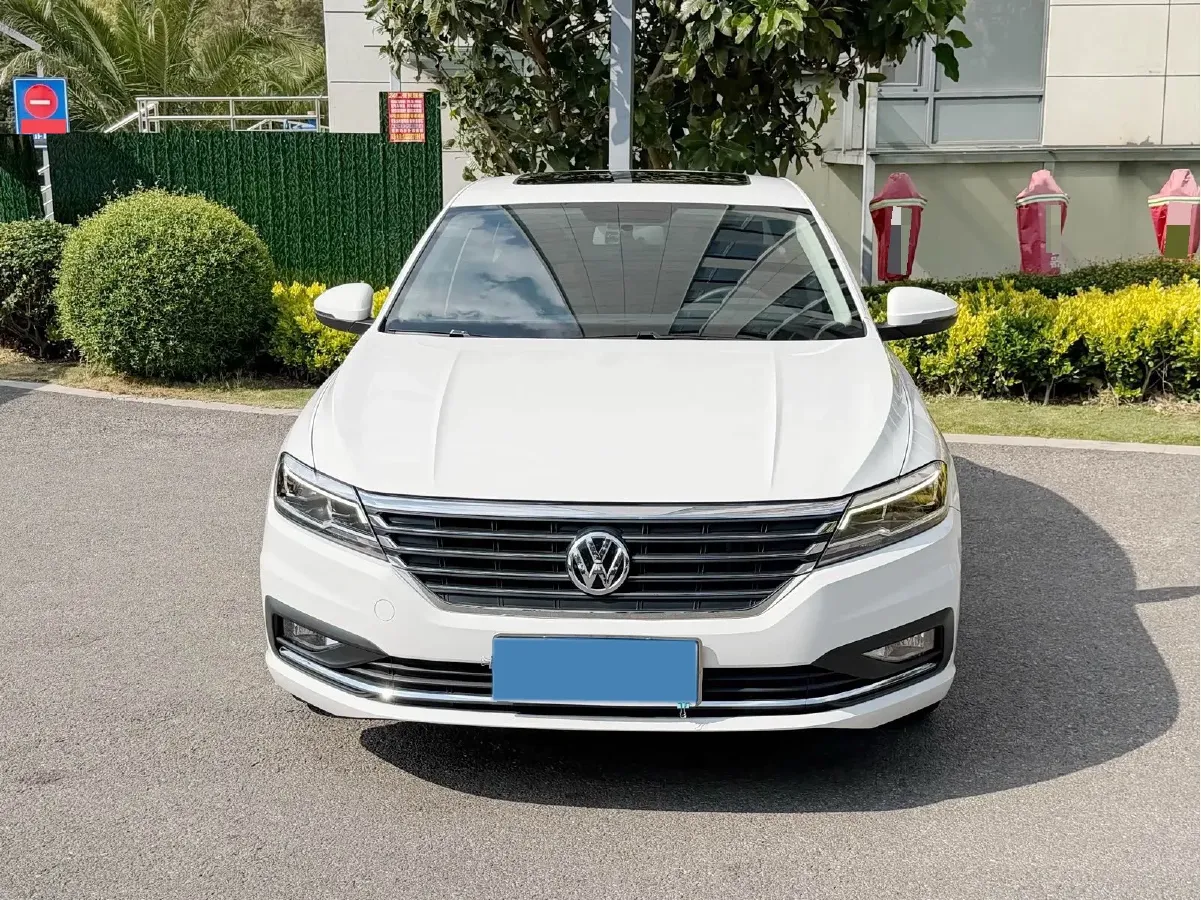 2018 Skoda Karoq 1.4T 150HP L4 7DCT,autocango,china used car exporter,china ev exporter,chinese used car exporter,chinese used ev exporter