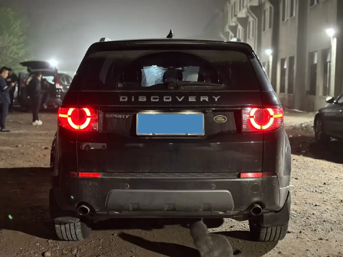 2018 Land Rover Discovery Sport 2.0T 241HP L4 9AT,autocango,china used car exporter,china ev exporter,chinese used car exporter,chinese used ev exporter