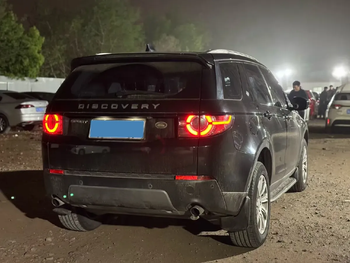 2018 Land Rover Discovery Sport 2.0T 241HP L4 9AT,autocango,china used car exporter,china ev exporter,chinese used car exporter,chinese used ev exporter