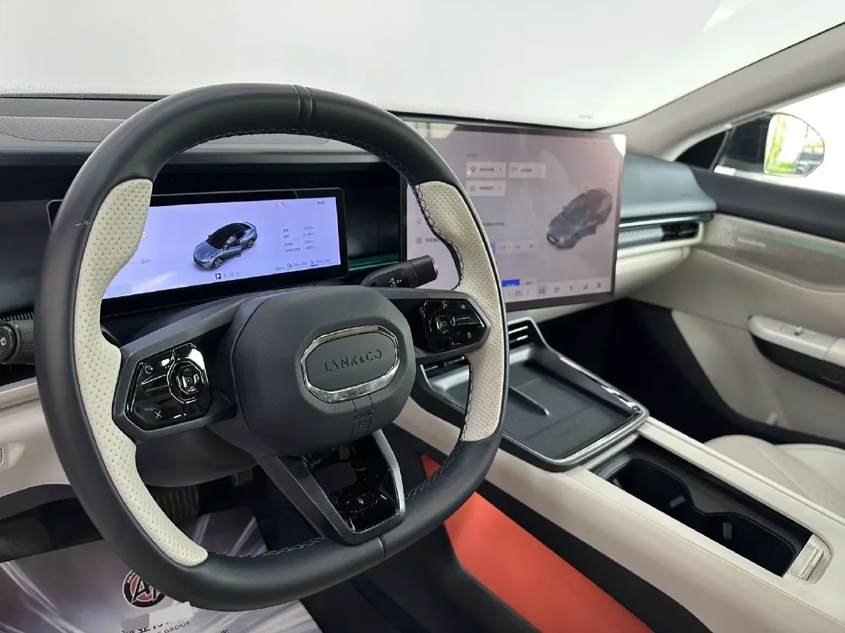 2024 LYNK&CO 07 EM-P 1.5T 163HP L4 3DHT PHEV 18.99KWH,autocango,china used car exporter,china ev exporter,chinese used car exporter,chinese used ev exporter