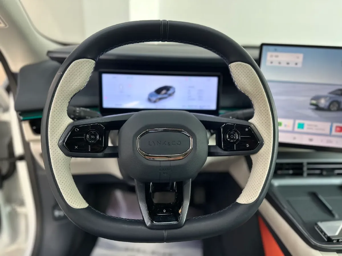 2024 LYNK&CO 07 EM-P 1.5T 163HP L4 3DHT PHEV 18.99KWH,autocango,china used car exporter,china ev exporter,chinese used car exporter,chinese used ev exporter