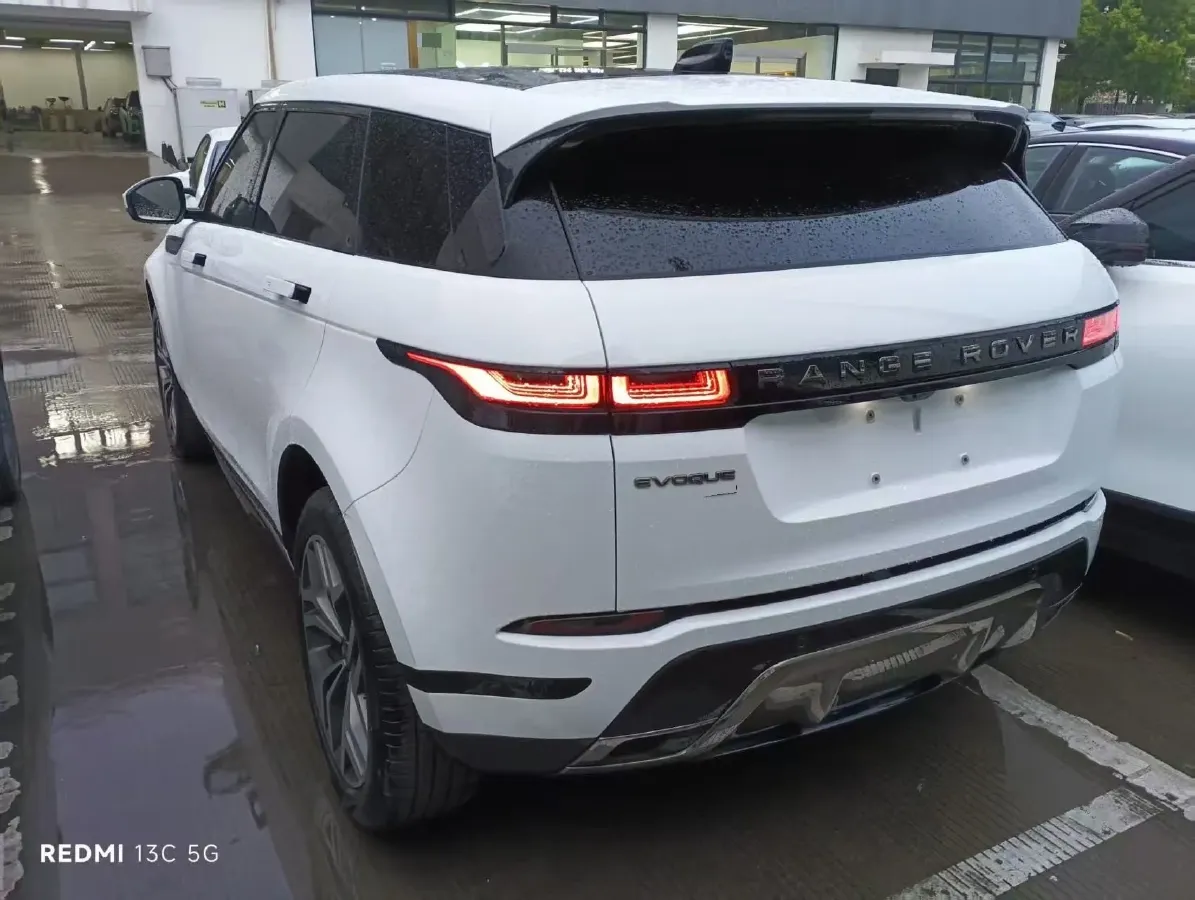 2022 Land Rover Range Rover Evoque 2.0T 249HP L4 9AT,autocango,china used car exporter,china ev exporter,chinese used car exporter,chinese used ev exporter