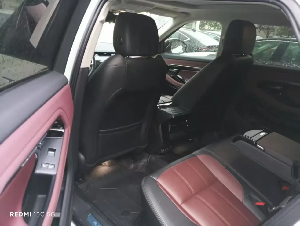 2022 Land Rover Range Rover Evoque 2.0T 249HP L4 9AT,autocango,china used car exporter,china ev exporter,chinese used car exporter,chinese used ev exporter