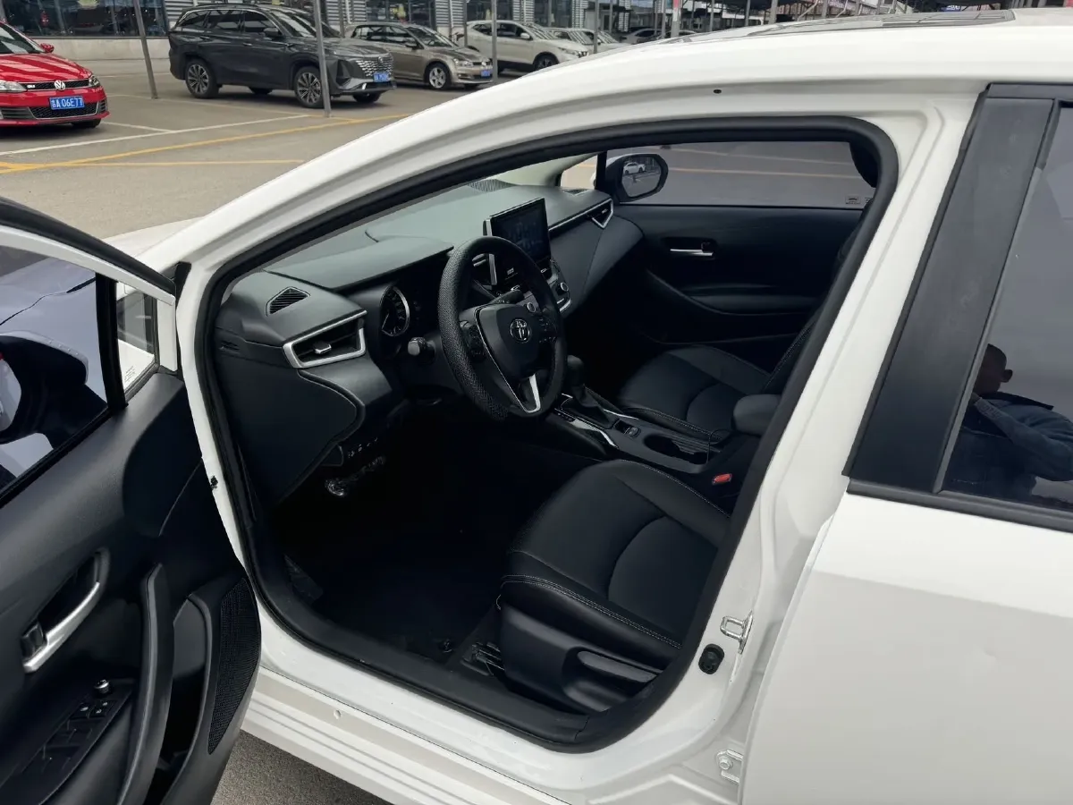 2019 Toyota Corolla 1.2T 116HP L4 CVT,autocango,china used car exporter,china ev exporter,chinese used car exporter,chinese used ev exporter