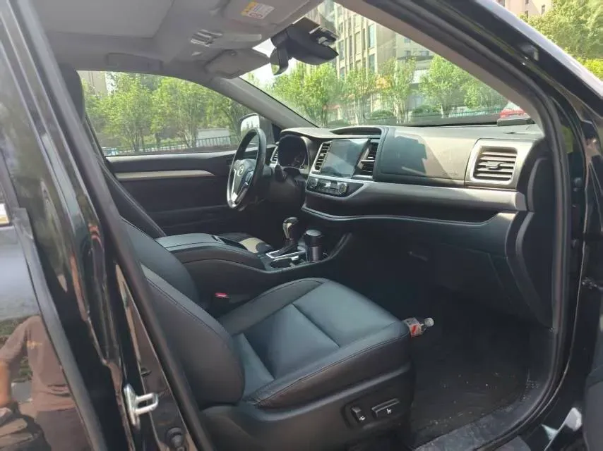 2019 Mazda CX-8 2.5L 192HP L4 6AT,autocango,china used car exporter,china ev exporter,chinese used car exporter,chinese used ev exporter