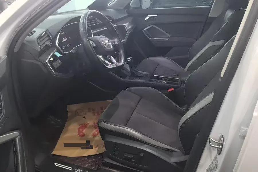 2023 Audi Q3 1.5T 160HP L4 7DCT,autocango,china used car exporter,china ev exporter,chinese used car exporter,chinese used ev exporter