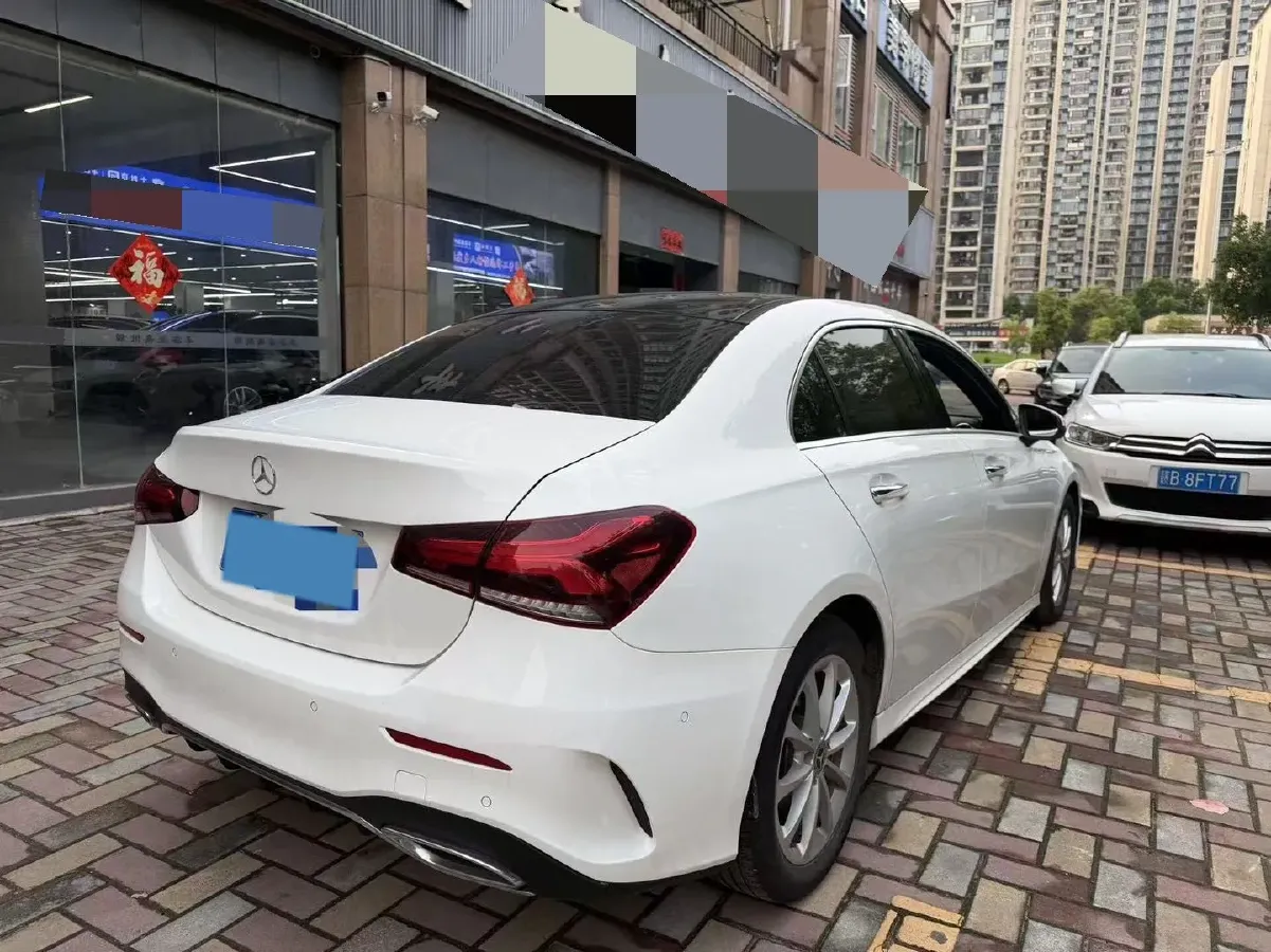 2020 Mercedes-Benz A Class 1.3T 163HP L4 7DCT,autocango,china used car exporter,china ev exporter,chinese used car exporter,chinese used ev exporter