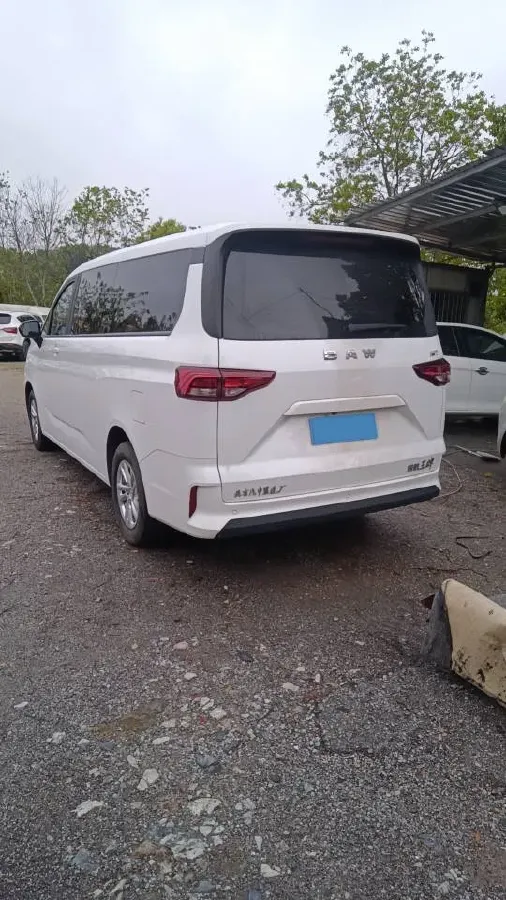 2023 BAW RuiSheng Trump M7 1.6L 124HP L4 5MT,autocango,china used car exporter,china ev exporter,chinese used car exporter,chinese used ev exporter