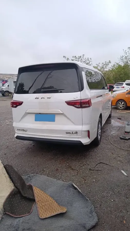 2023 BAW RuiSheng Trump M7 1.6L 124HP L4 5MT,autocango,china used car exporter,china ev exporter,chinese used car exporter,chinese used ev exporter