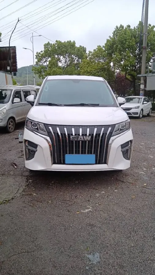 2023 BAW RuiSheng Trump M7 1.6L 124HP L4 5MT,autocango,china used car exporter,china ev exporter,chinese used car exporter,chinese used ev exporter
