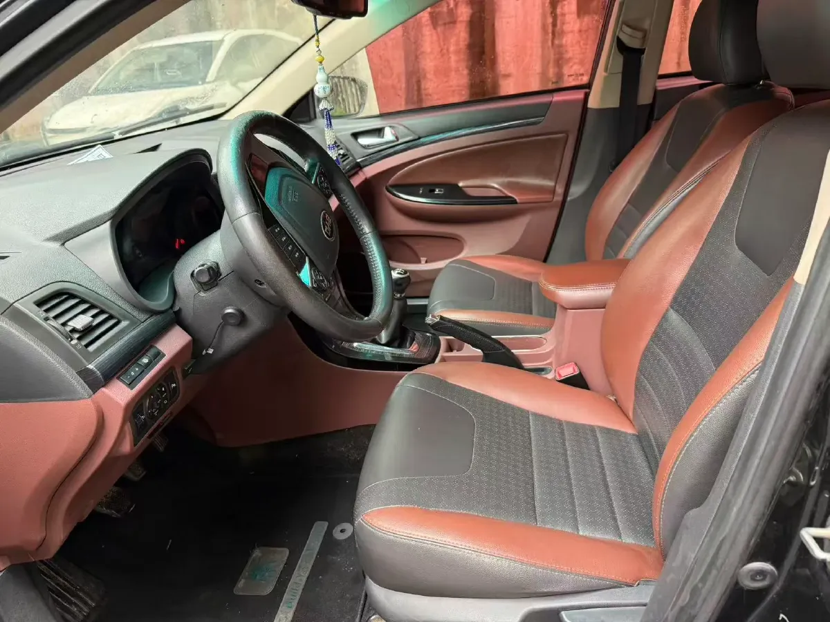 2016 BYD SuRui 1.5L 109HP L4 5MT,autocango,china used car exporter,china ev exporter,chinese used car exporter,chinese used ev exporter