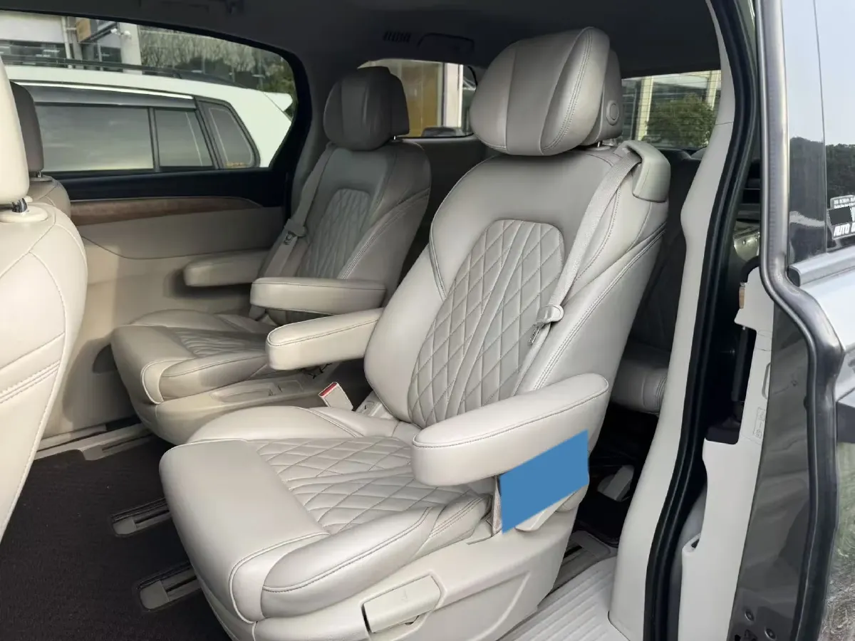 2018 Buick GL8 2.0T 260HP L4 6AT,autocango,china used car exporter,china ev exporter,chinese used car exporter,chinese used ev exporter