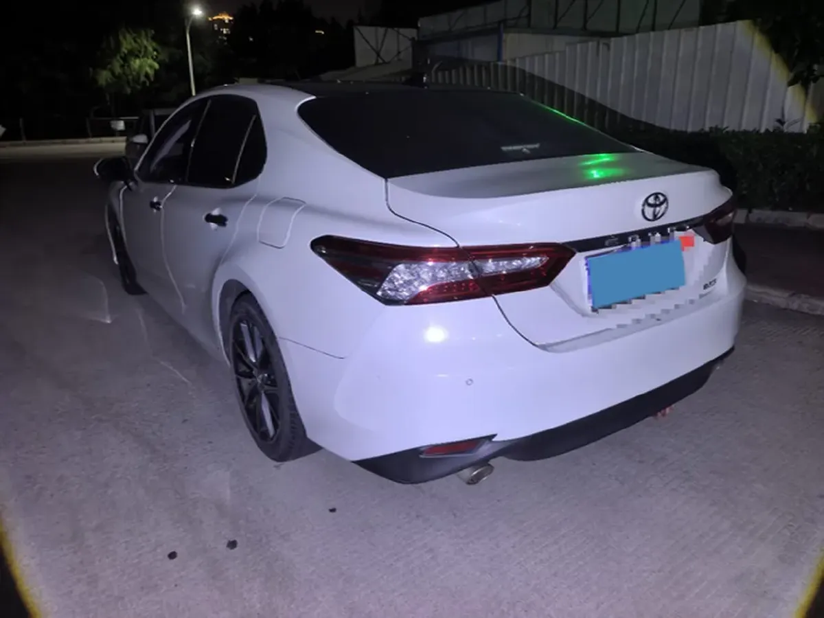 2021 Toyota Camry 2.5L 209HP L4 8AT,autocango,china used car exporter,china ev exporter,chinese used car exporter,chinese used ev exporter