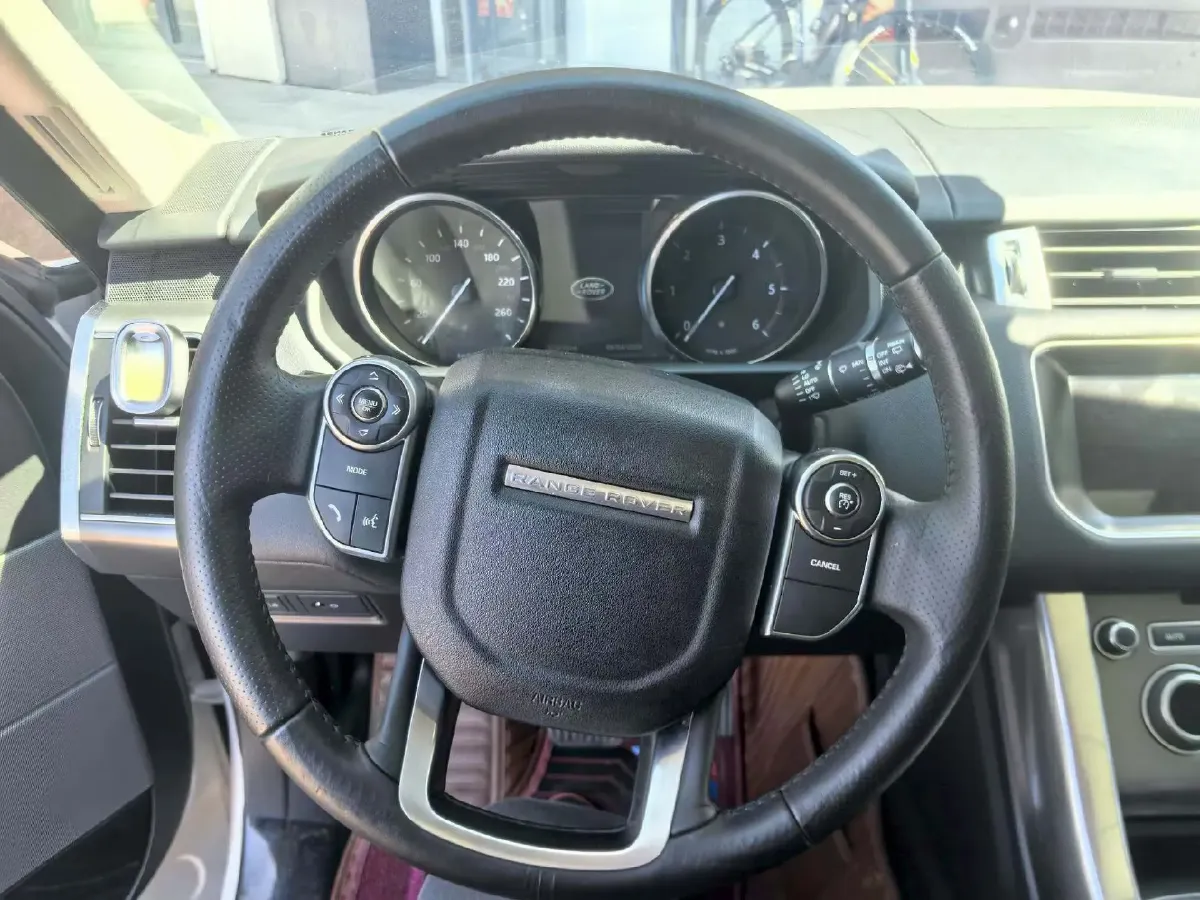 2016 Land Rover Range Rover Sport 2.0T 241HP L4 8AT,autocango,china used car exporter,china ev exporter,chinese used car exporter,chinese used ev exporter