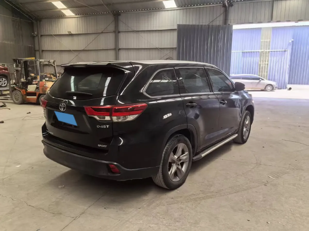 2018 Toyota Highlander 2.0T 220HP L4 6AT,autocango,china used car exporter,china ev exporter,chinese used car exporter,chinese used ev exporter