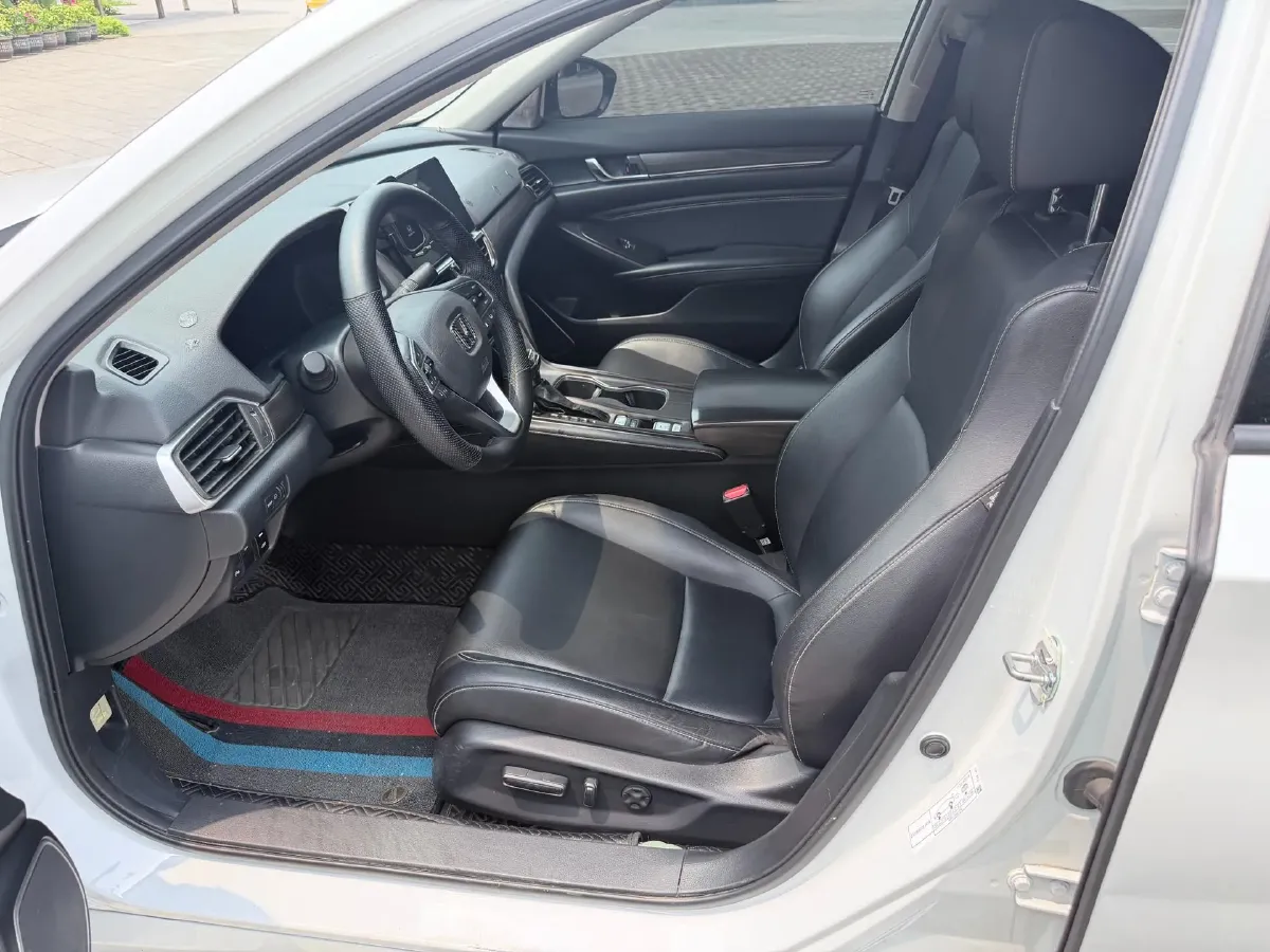 2022 Honda Accord 1.5T 194HP L4 CVT,autocango,china used car exporter,china ev exporter,chinese used car exporter,chinese used ev exporter