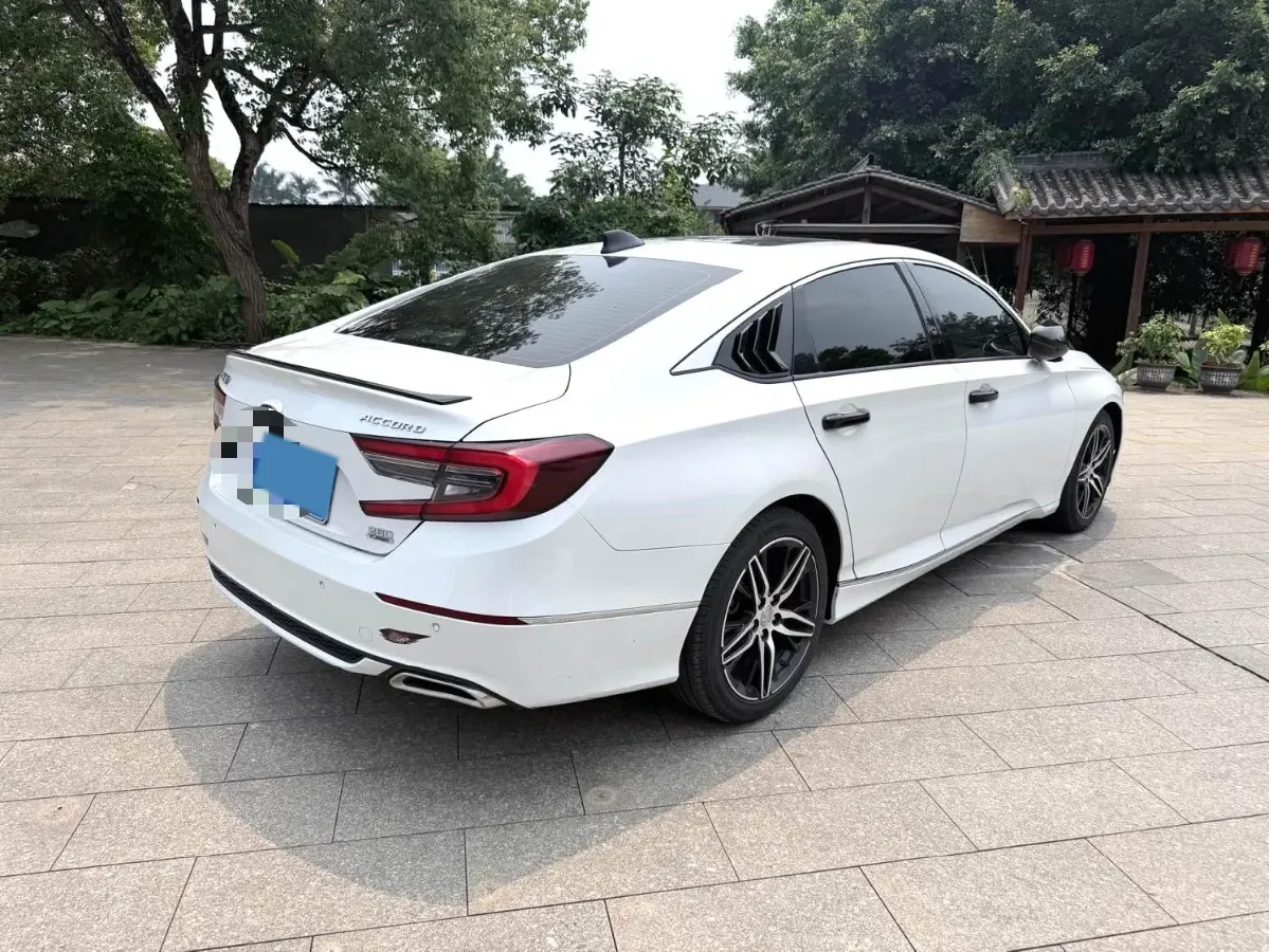 2022 Honda Accord 1.5T 194HP L4 CVT,autocango,china used car exporter,china ev exporter,chinese used car exporter,chinese used ev exporter