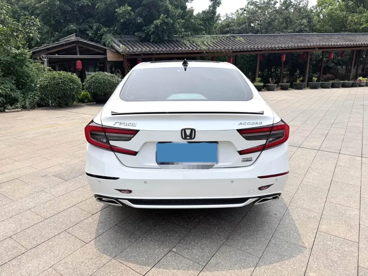 2022 Honda Accord 1.5T 194HP L4 CVT,autocango,china used car exporter,china ev exporter,chinese used car exporter,chinese used ev exporter