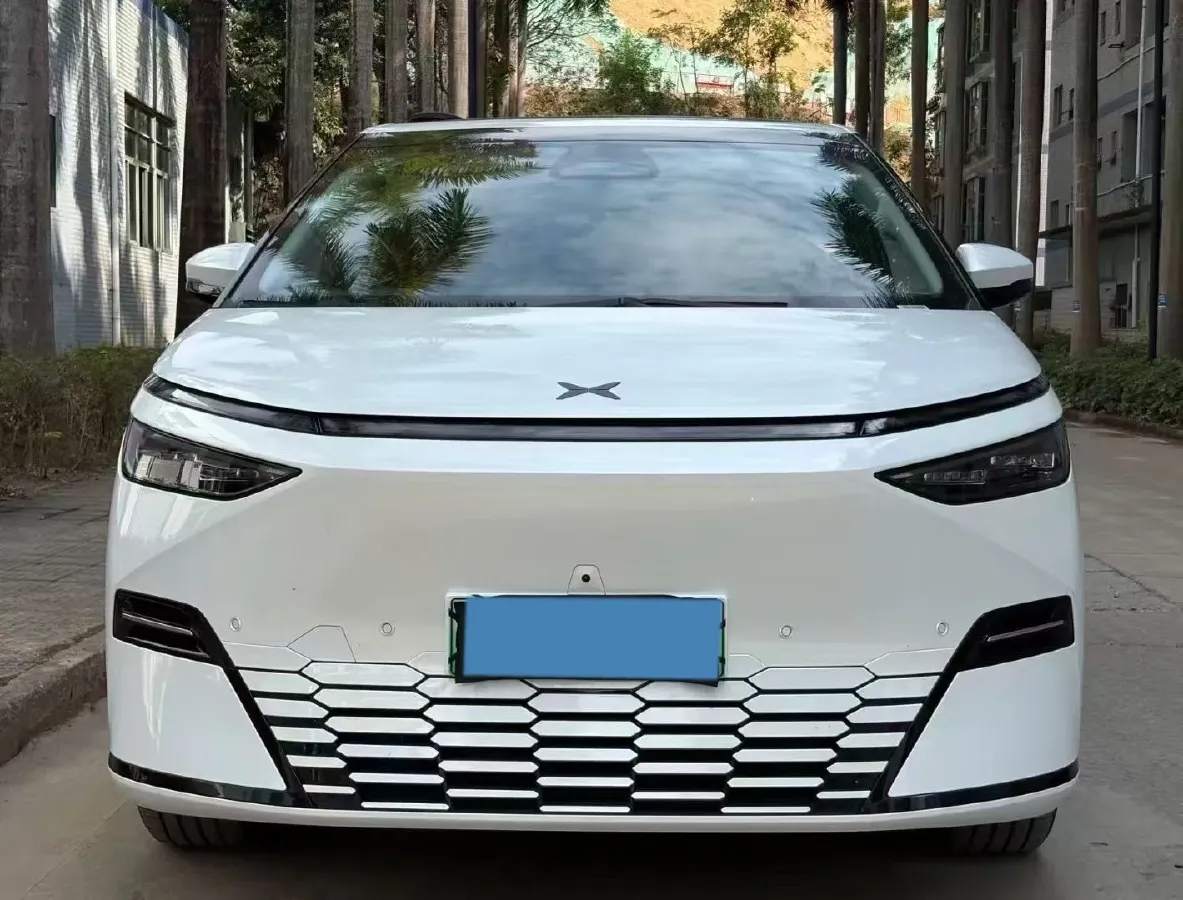 2025 Xpeng X9 BEV,autocango,china used car exporter,china ev exporter,chinese used car exporter,chinese used ev exporter