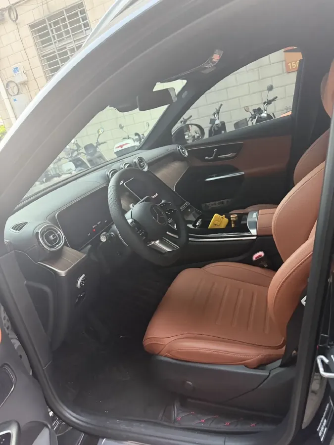 2025 Mercedes-Benz GLC Class 2.0T 258HP L4 9AT,autocango,china used car exporter,china ev exporter,chinese used car exporter,chinese used ev exporter